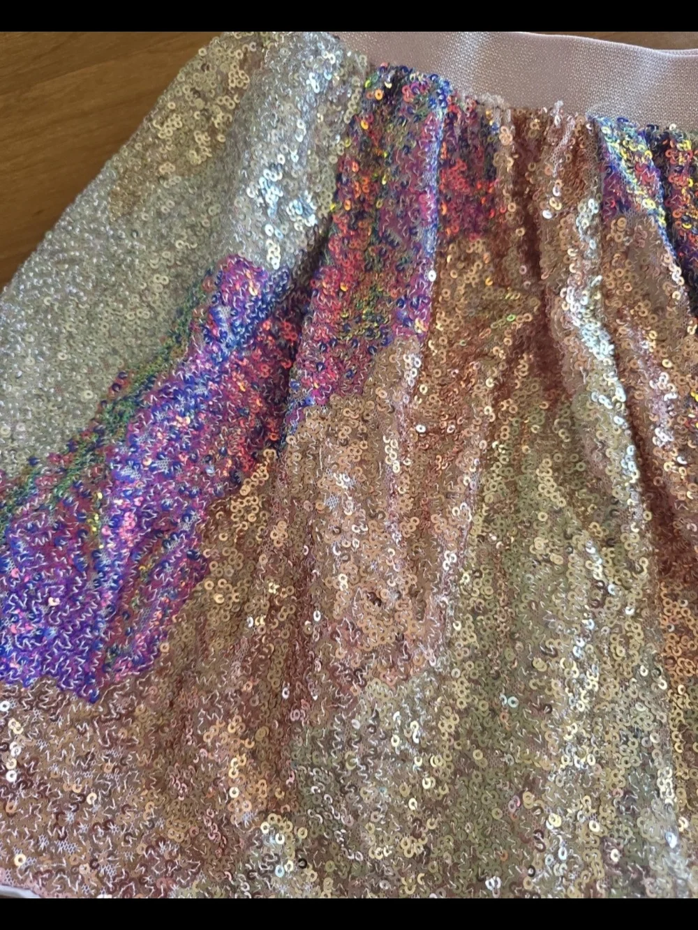 H&M panels elastic iridescent